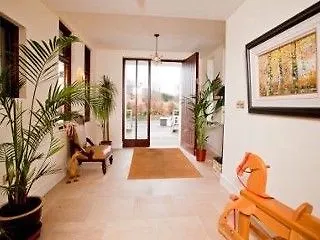 House ゲストハウス